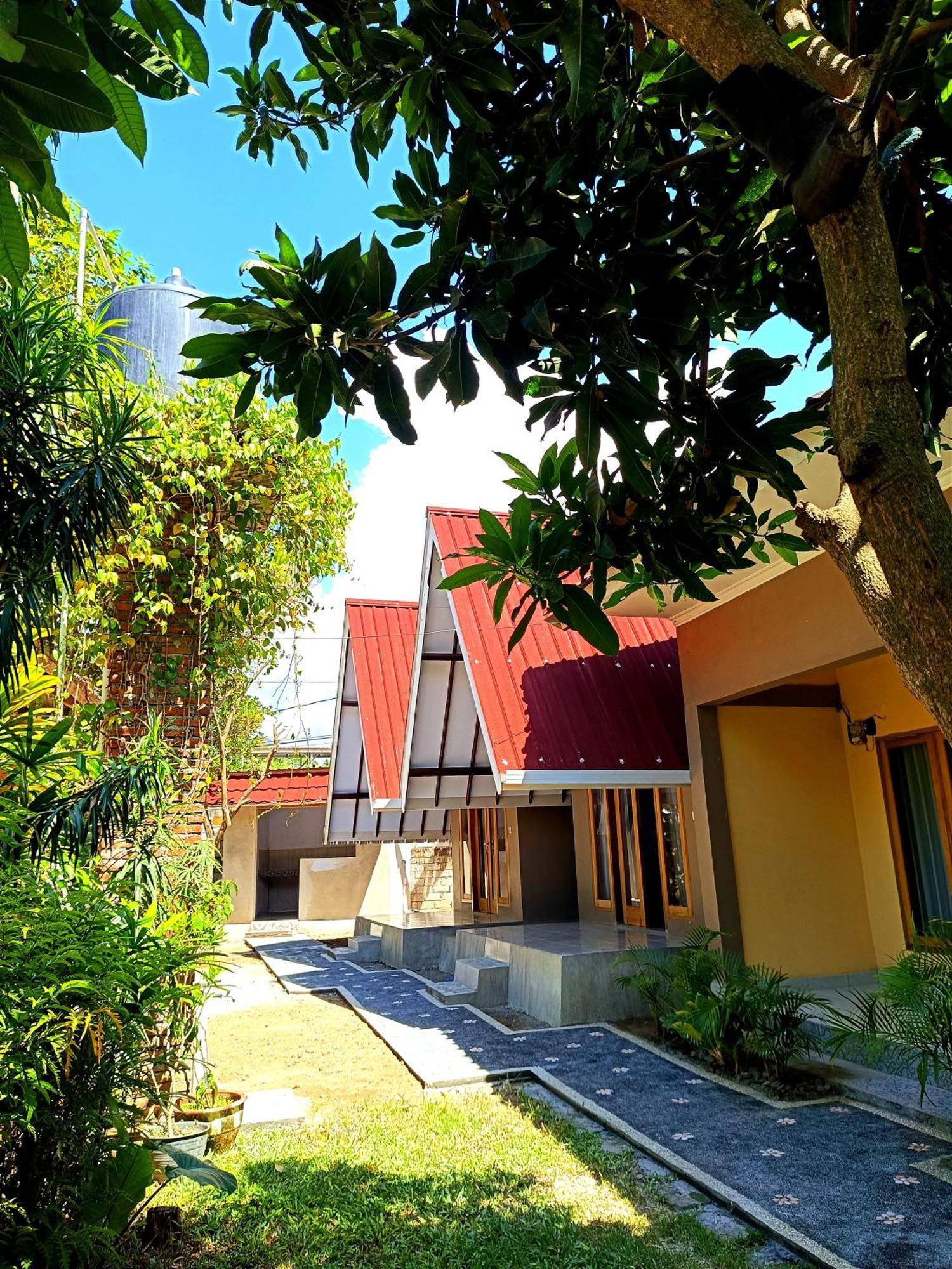 Honey Home Kuta  Ngoại thất bức ảnh
